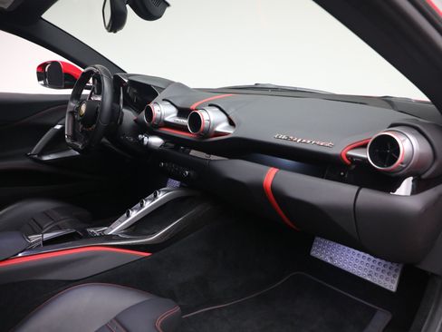 Certified 2018 Ferrari 812 Superfast RWD image 18