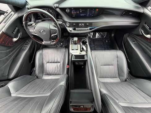 Used 2018 Lexus LS 500 AWD w/ Interior Upgrade Package image 25