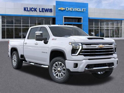 New 2026 Chevrolet Silverado 2500 LT w/ Z71 Chrome Sport Edition AWD/4WD image 7