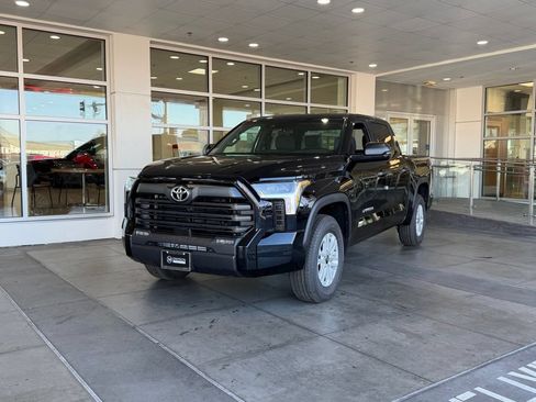 New 2026 Toyota Tundra SR5 RWD image 2