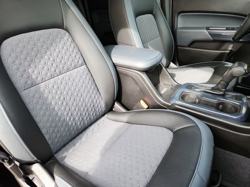 Used 2021 Chevrolet Colorado Z71 image 14