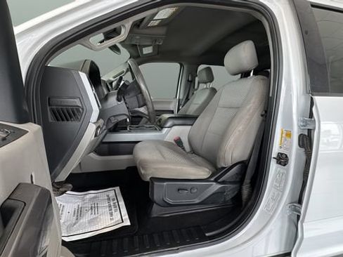 Used 2020 Ford F250 XLT AWD/4WD image 9