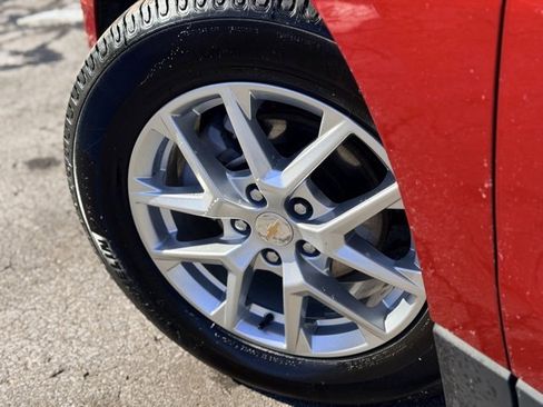 Used 2022 Chevrolet Equinox LT image 28