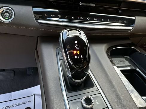 Certified 2022 Cadillac Escalade Sport RWD image 28