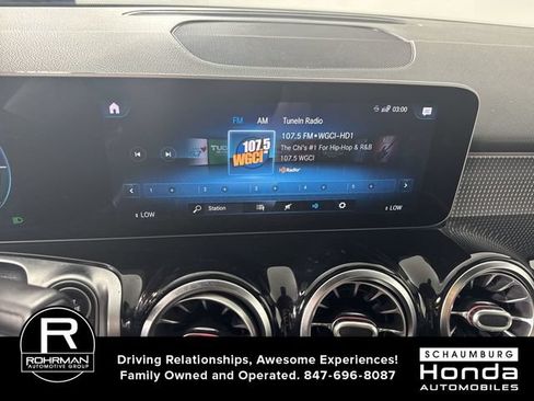 Used 2021 Mercedes-Benz GLB 250 4MATIC image 6