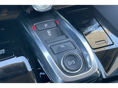 Certified 2026 Acura MDX SH-AWD image 33