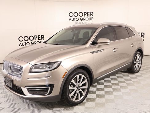 Used 2019 Lincoln Nautilus Select FWD image 10