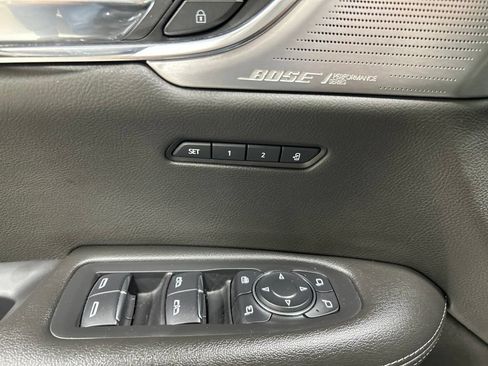 Used 2022 Cadillac XT6 Premium Luxury AWD/4WD image 15