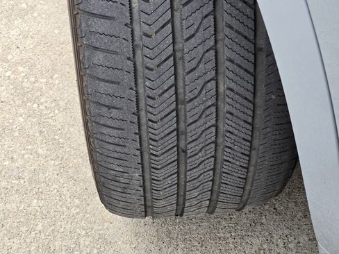 Used 2024 BMW X5 xDrive40i w/ M Sport Package image 17