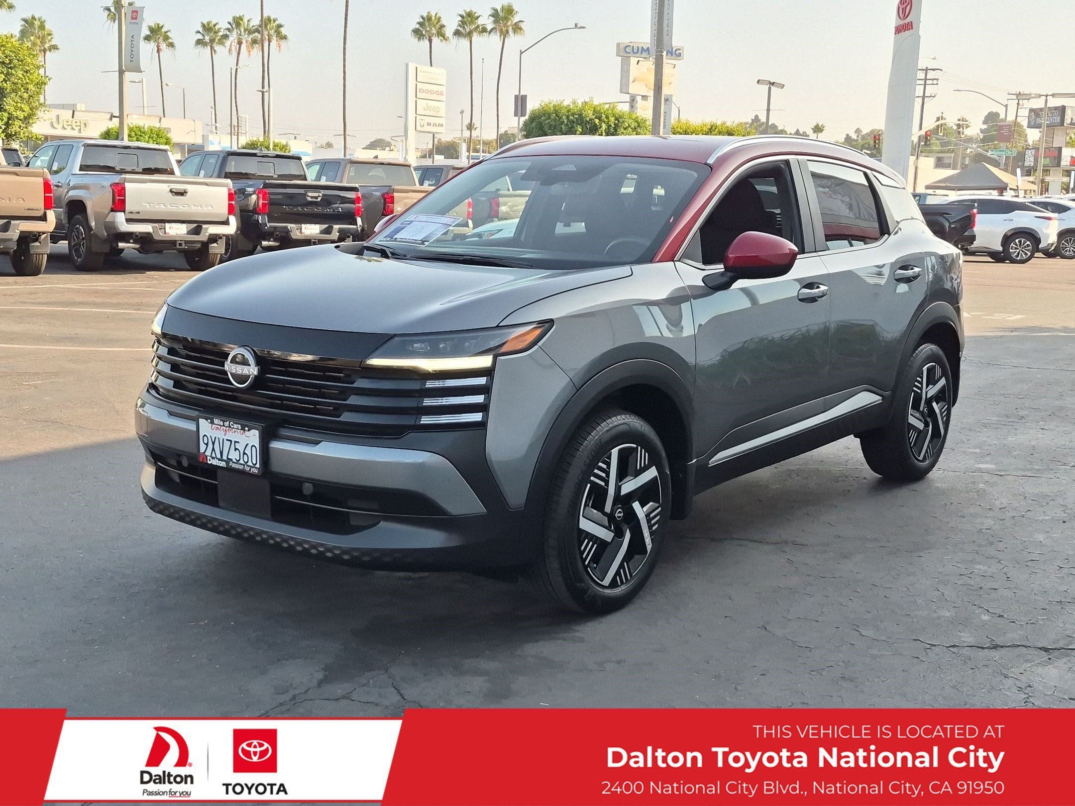 Used 2026 Nissan Kicks SV FWD image 1