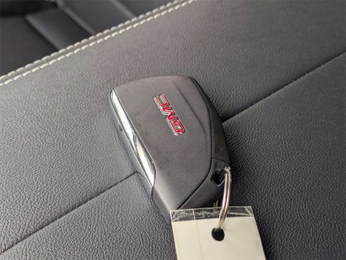 Used 2026 GMC Terrain Denali image 44