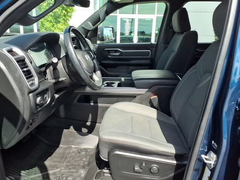 Used 2022 RAM 1500 Big Horn AWD/4WD image 16