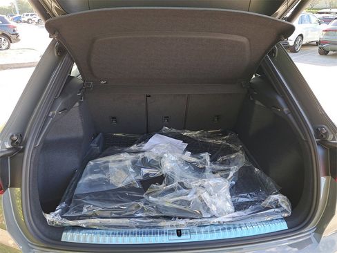 New 2025 Audi Q3 2.0T Premium image 31