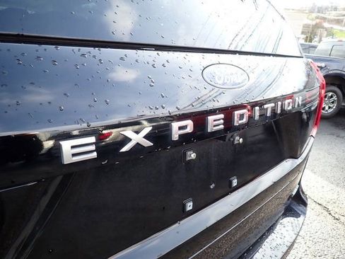 Certified 2025 Ford Expedition Max Platinum AWD/4WD image 6