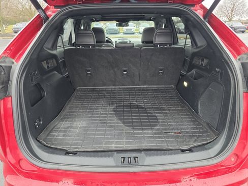 Used 2020 Ford Edge ST w/ Equipment Group 401A image 19
