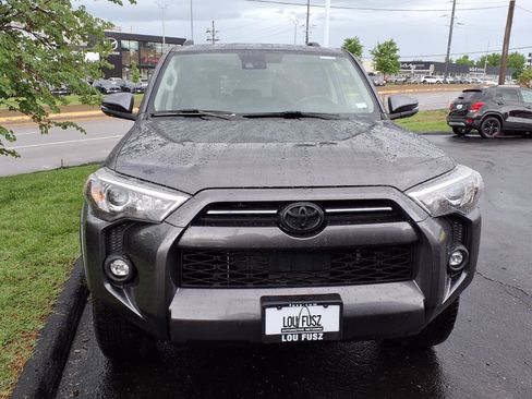 Used 2023 Toyota 4Runner SR5 Premium w/ Moonroof Package AWD/4WD image 26