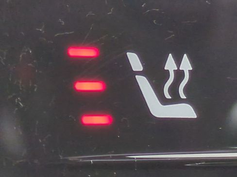 Used 2023 Mercedes-Benz S 580 4MATIC Sedan w/ AMG Line image 23