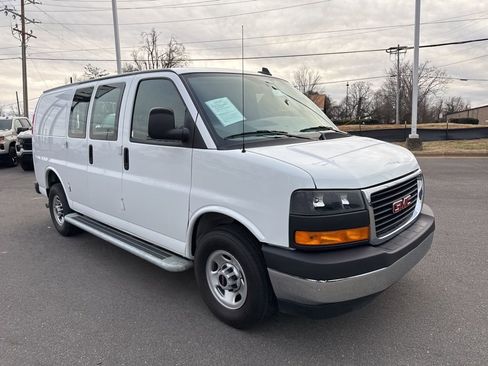 Used 2024 GMC Savana 2500 w/ Driver Convenience Package RWD image 7