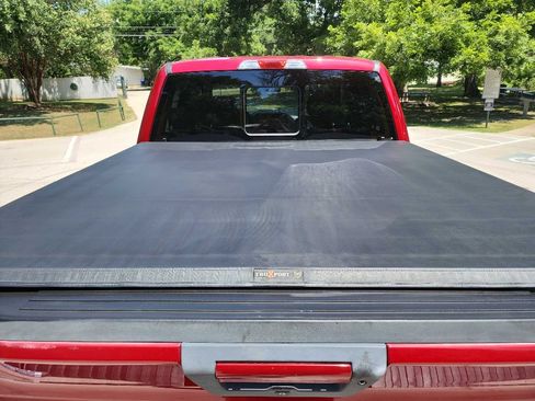 Used 2017 Ford F150 XLT w/ Equipment Group 302A Luxury AWD/4WD image 10