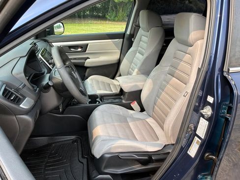Used 2018 Honda CR-V LX image 12