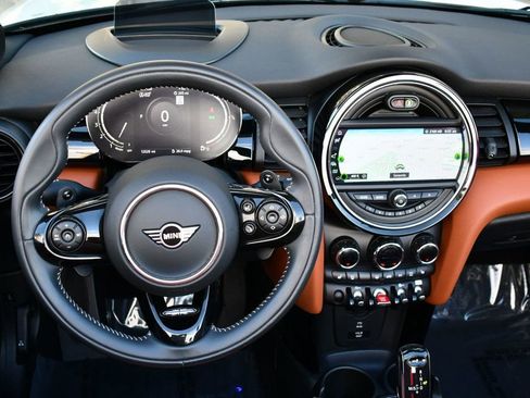 Used 2021 MINI Cooper S image 58