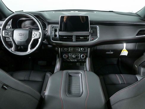 Certified 2024 Chevrolet Suburban RST w/ Luxury Package RWD image 20