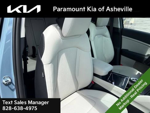 New 2026 Kia Sportage EX AWD/4WD image 21
