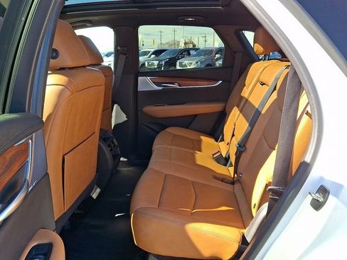 Certified 2023 Cadillac XT5 Premium Luxury image 8