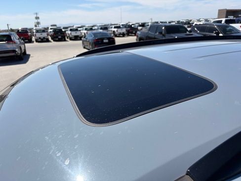 Used 2022 Honda Pilot TrailSport image 9