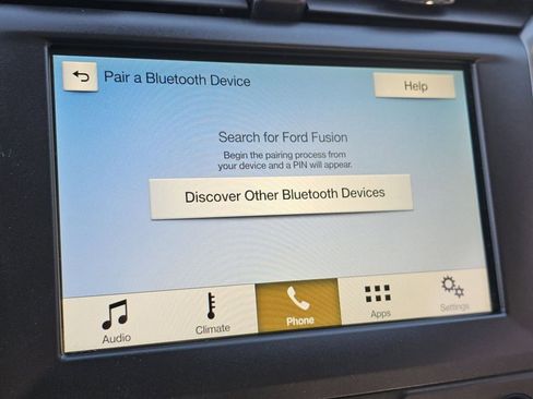 Used 2019 Ford Fusion SE image 10