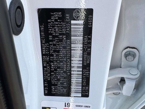 Certified 2025 Toyota Camry LE image 28