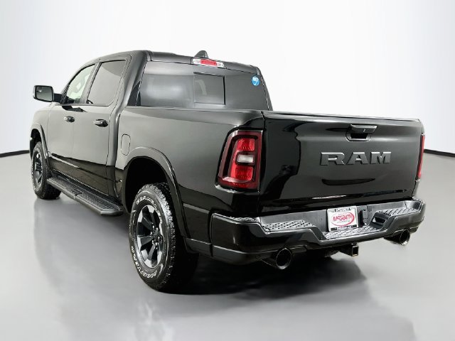 Used 2025 RAM 1500 Big Horn AWD/4WD image 16