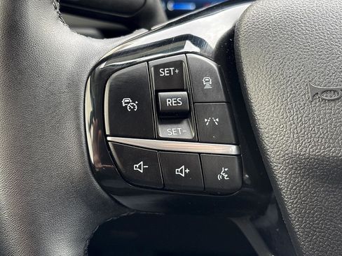 Used 2024 Ford Escape Platinum image 34