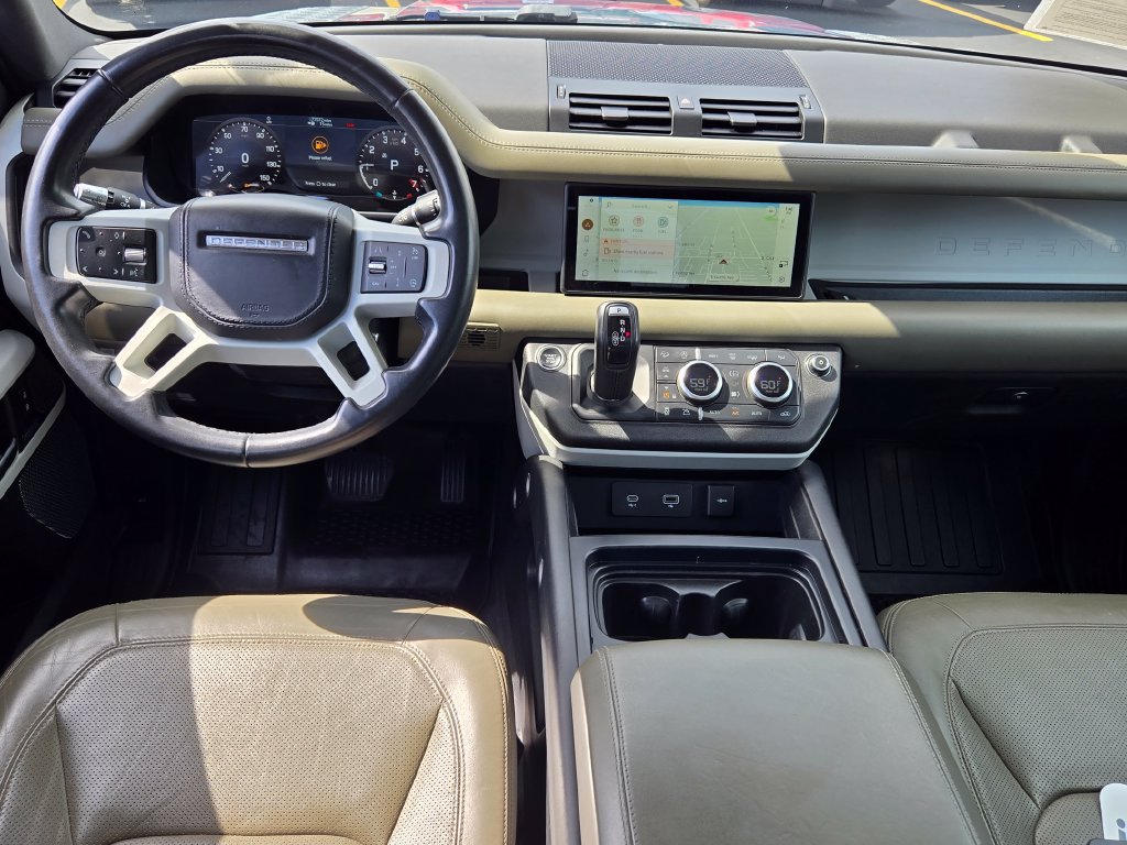 Used 2020 Land Rover Defender 110 HSE AWD/4WD image 27