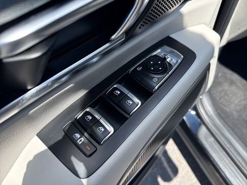 Used 2023 Kia Telluride EX FWD image 11