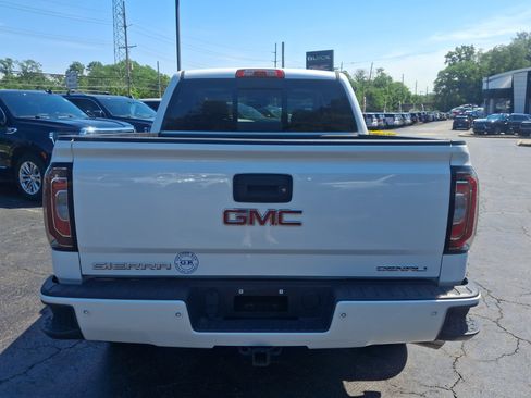 Used 2018 GMC Sierra 1500 Denali w/ Denali Ultimate Package AWD/4WD image 5