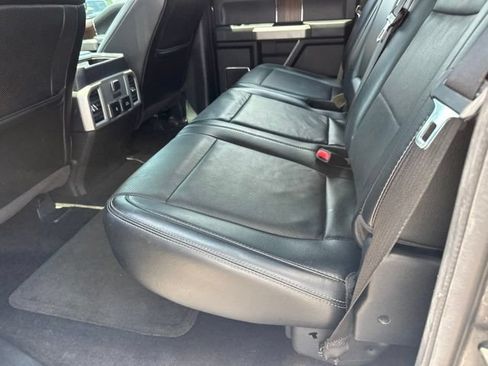 Used 2017 Ford F150 Lariat w/ Equipment Group 502A Luxury AWD/4WD image 18
