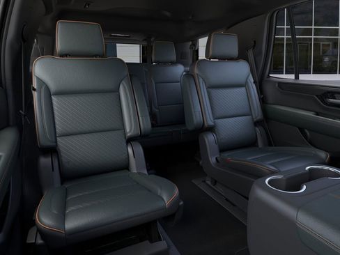 New 2026 GMC Yukon AT4 image 17