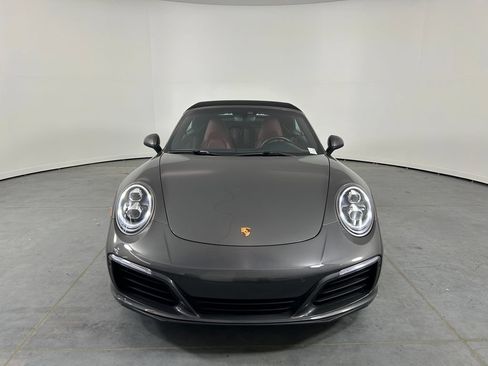 Used 2019 Porsche 911 Carrera RWD image 10