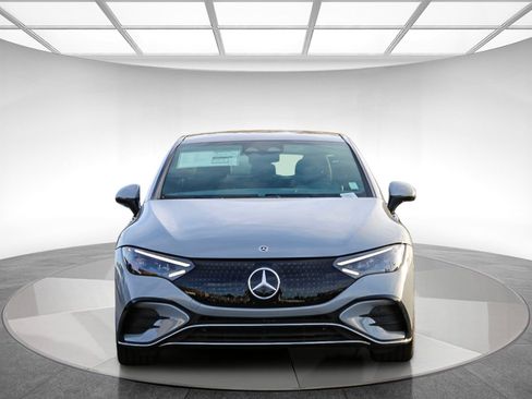Used 2024 Mercedes-Benz EQE 350+ 4MATIC Sedan image 6