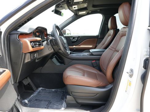Used 2023 Lincoln Aviator Reserve RWD image 18