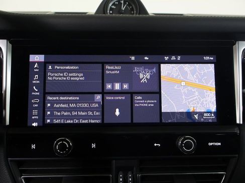 Used 2023 Porsche Macan S image 6