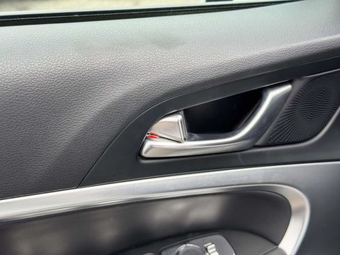 Certified 2026 Genesis G70 2.5T AWD/4WD image 17