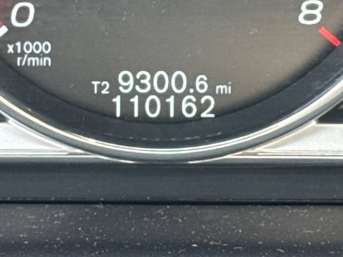 Used 2015 Volvo XC60 T6 w/ Proximity Package AWD/4WD image 23