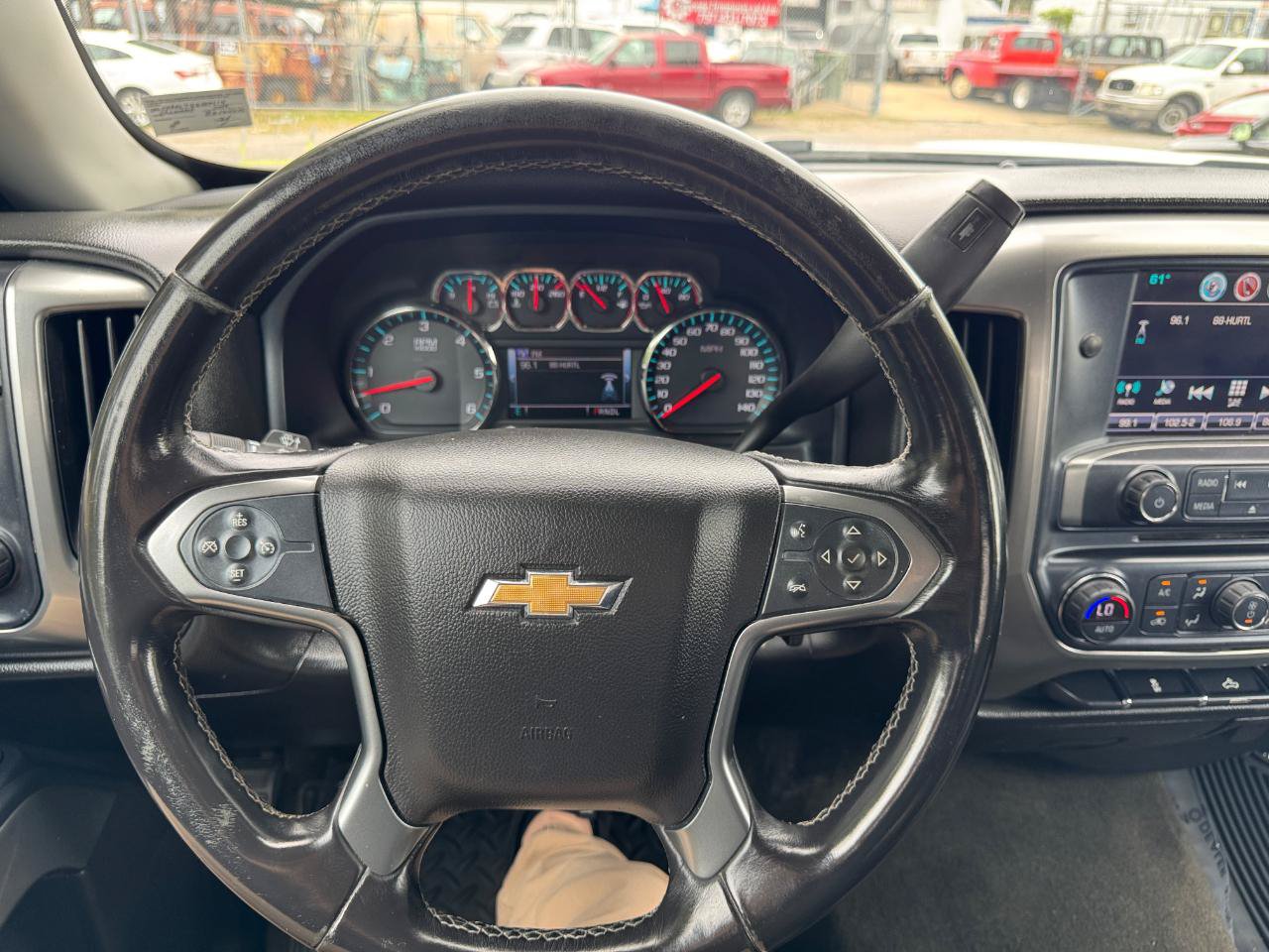 Used 2018 Chevrolet Silverado 1500 LT w/ All Star Edition AWD/4WD image 17