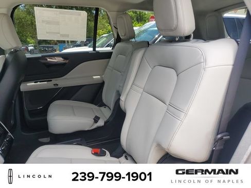 New 2026 Lincoln Aviator 2WD image 19