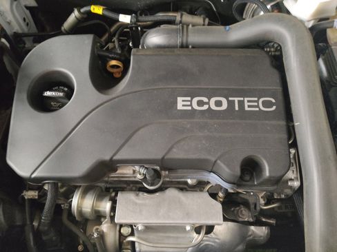 Used 2019 Chevrolet Equinox LT FWD image 30
