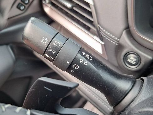 Certified 2025 Subaru Outback Limited AWD/4WD image 13