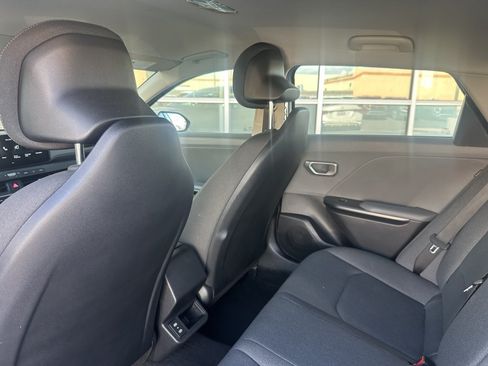 Used 2025 Kia K4 FWD image 31