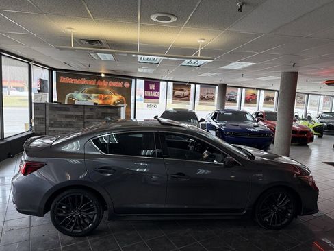 Used 2020 Acura ILX FWD image 3